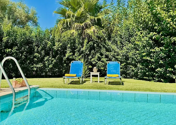Fotini With Private Pool By Dadovillas